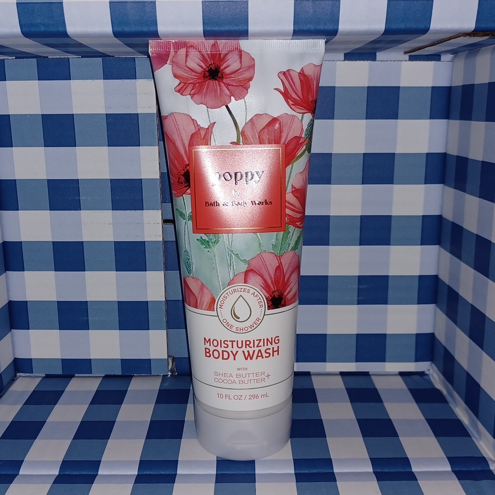 Poppy moisturizing body wash